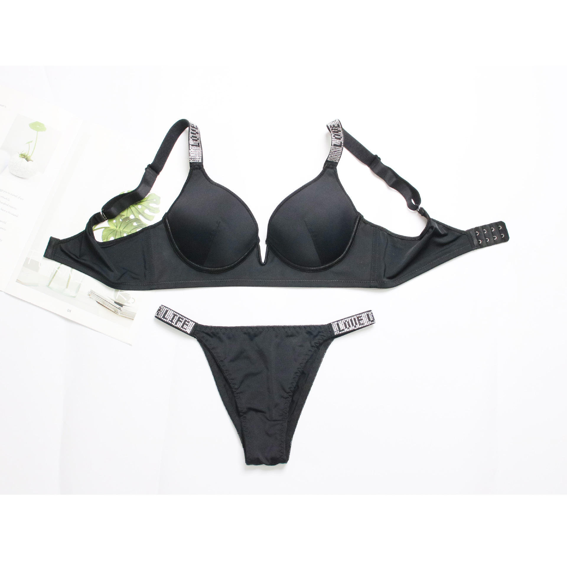 欧美外贸深v有钢圈维密带钻肩带套装文胸薄款罩杯两排扣内衣