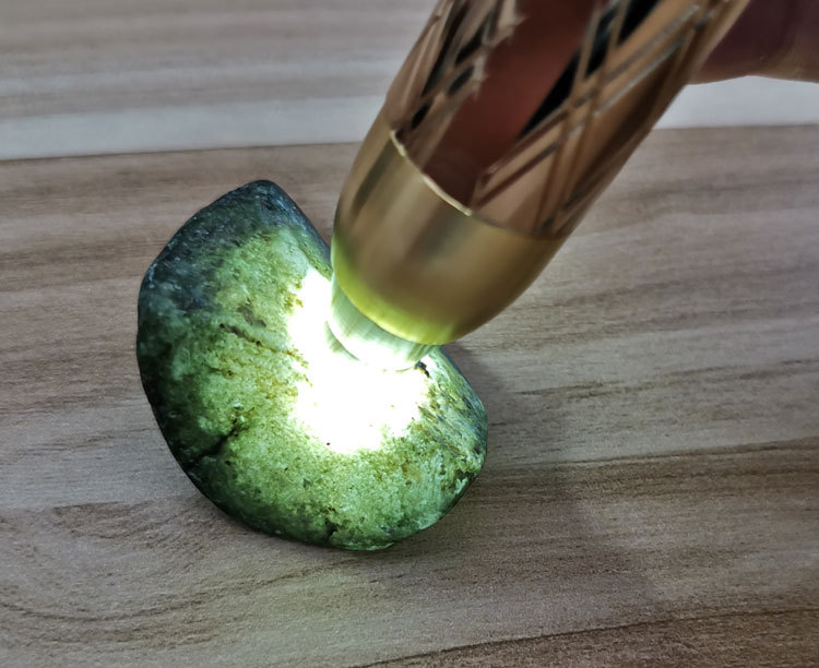 照玉石用强光手电筒小口径鉴定原石珠宝翡翠文玩18650充电强光