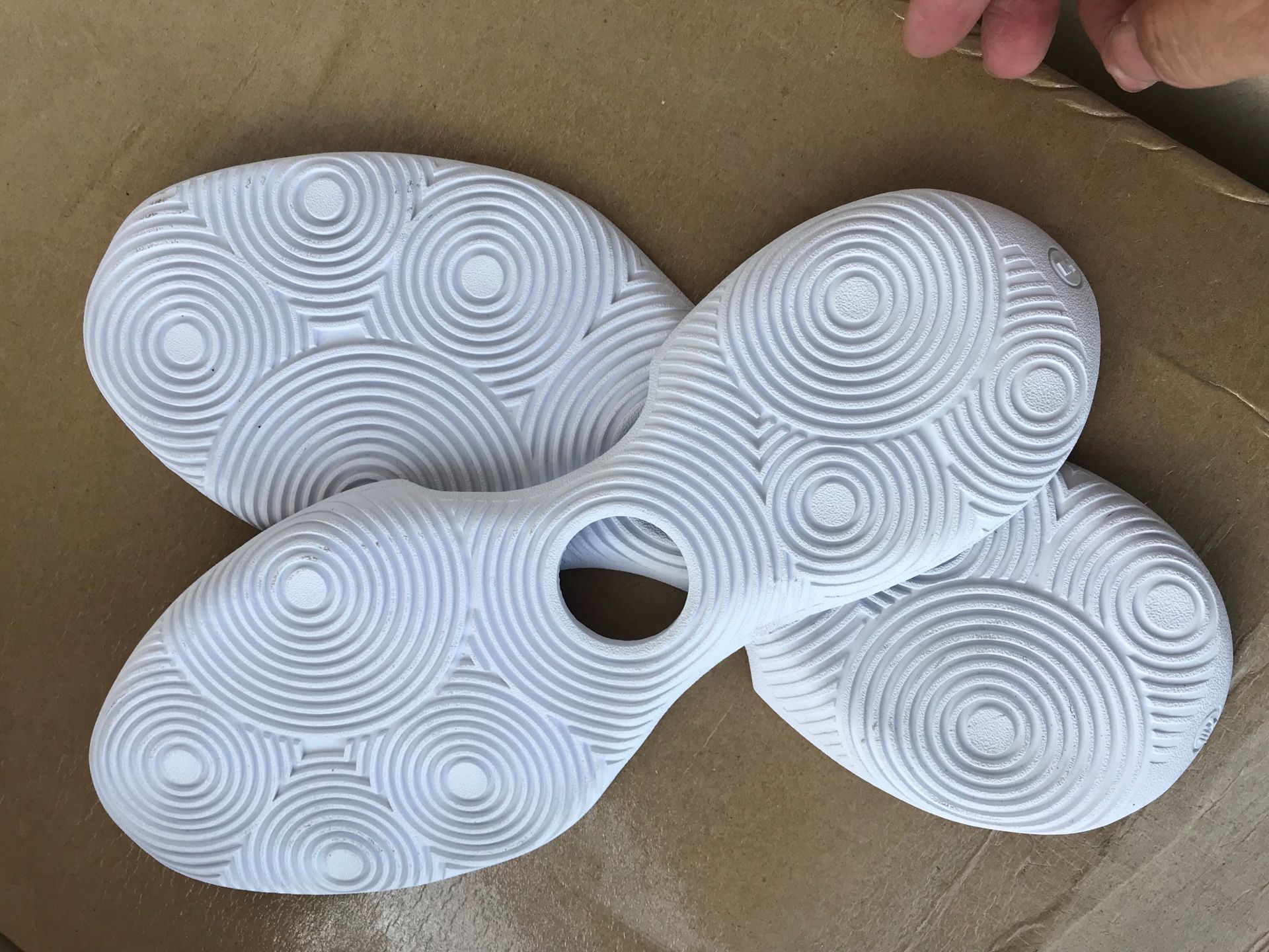 驭帅13鞋底驭帅14大底莆田模具md.rb球鞋换底换气垫更换鞋面