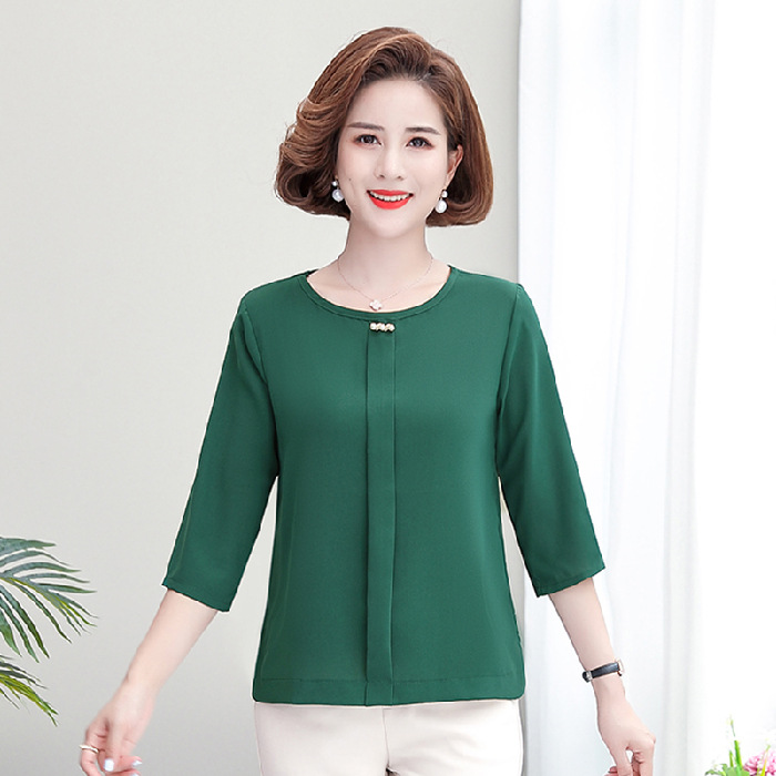 2023 Summer Fashion Mom Wear Age-Reducing Clothing Western Style Top New Large Size Middle-Aged and Elderly Elegant Small Shirt Women's T-shirt