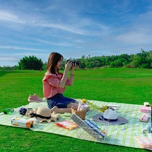 一次性野餐垫户外露营加厚春游垫子便携地垫郊游沙滩垫野餐布