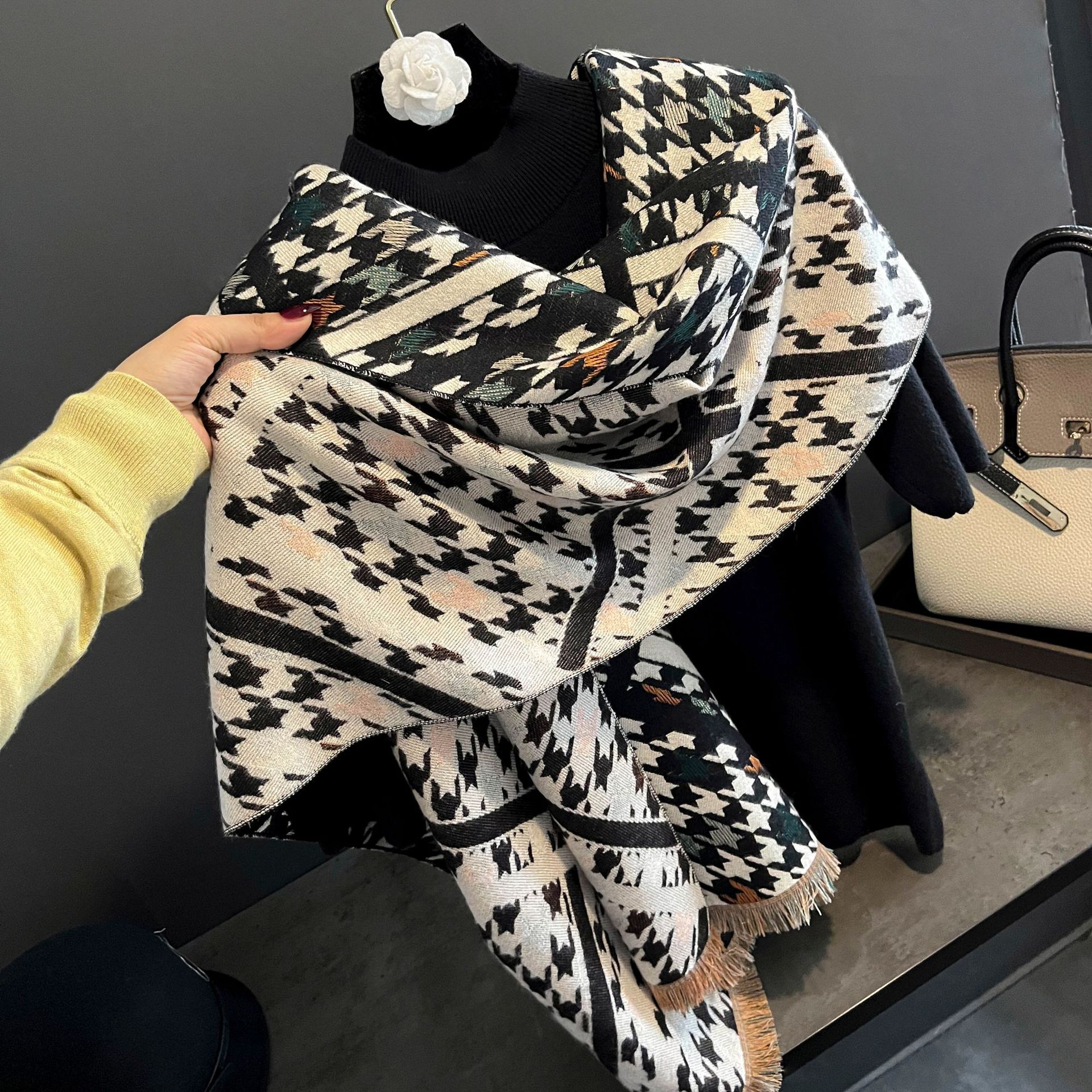 Houndstooth Scarf Women's Autumn and Winter Cashmere-like Printed Thickening Thermal Fashion Talma Mid-Length Scarf