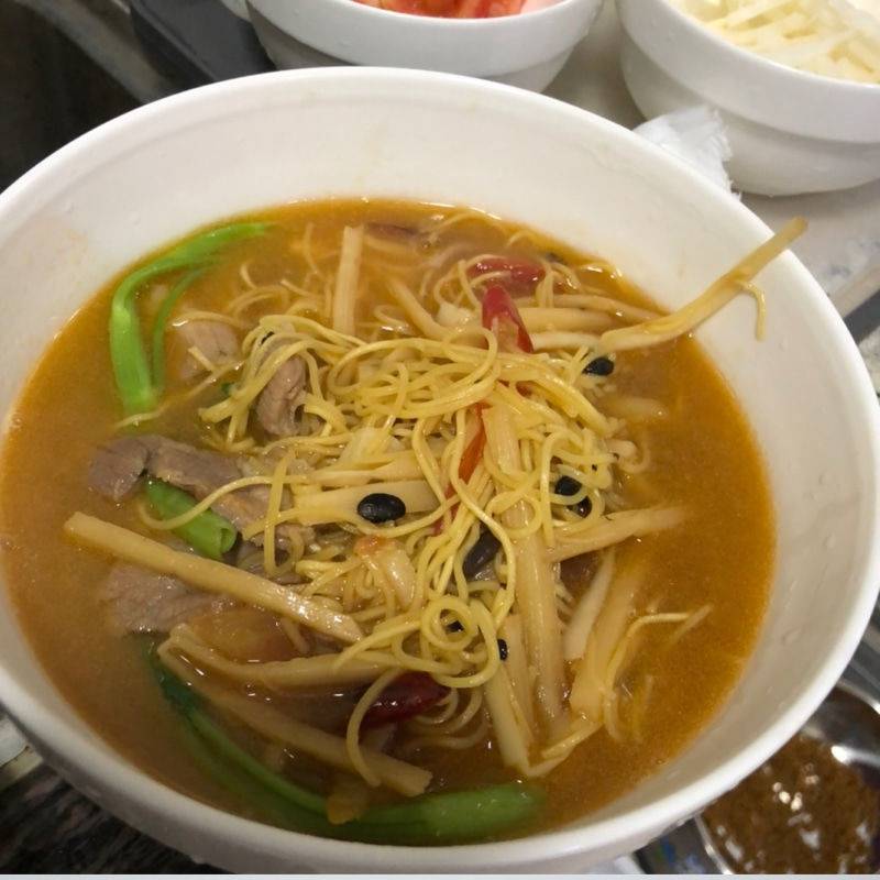 正宗南宁老友伊面广西特产谢发伊面方便面条老友粉早餐面整箱包邮