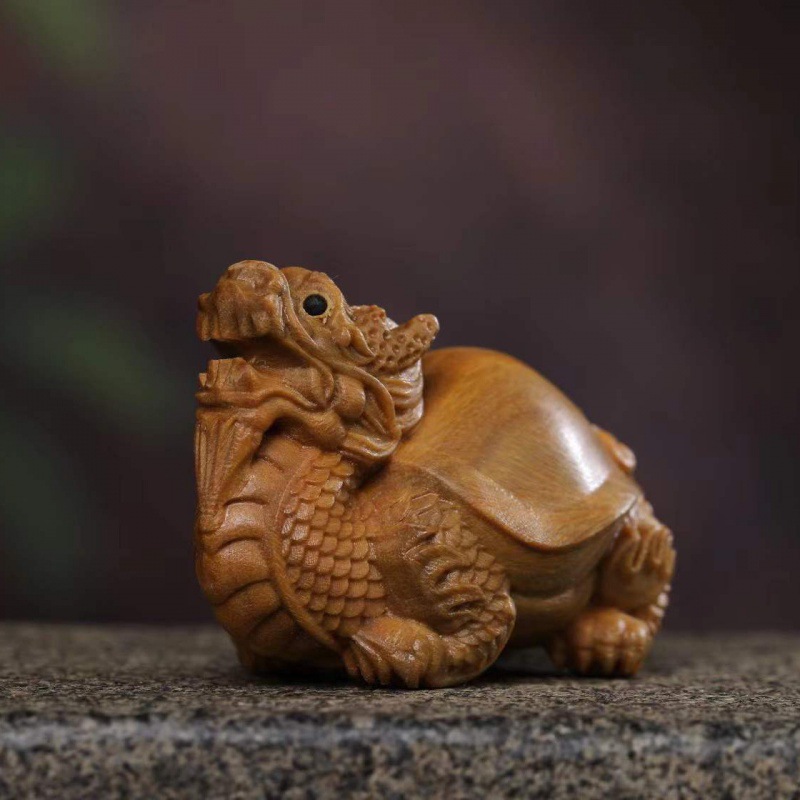 绿檀木雕刻霸下龙龟手把件文玩男女士随身盘玩瑞兽实木摆件工艺品