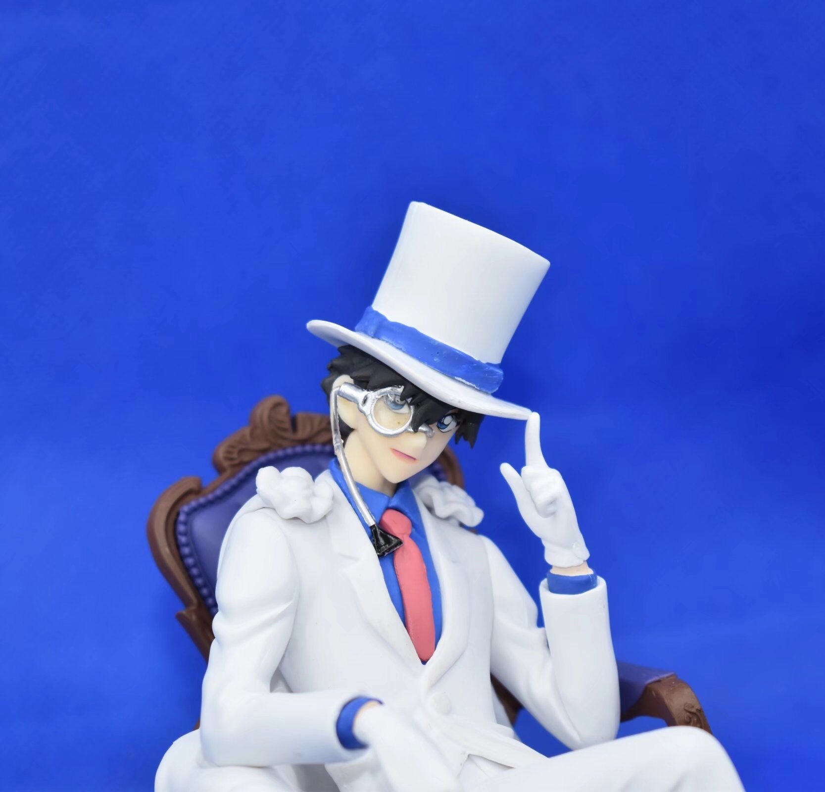 怪盗基德 黑羽快斗 白衣礼服 椅子基德 坐姿公仔 手办盒装模型