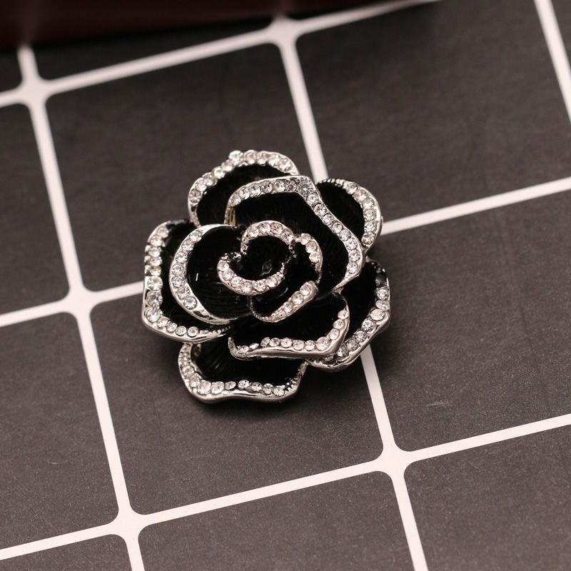 New Rhinestone Camellia Brooch Female Upscale Retro Classic Style Corsage Cute Silk Scarf Buckle Pin Anti-Exposure Clothing