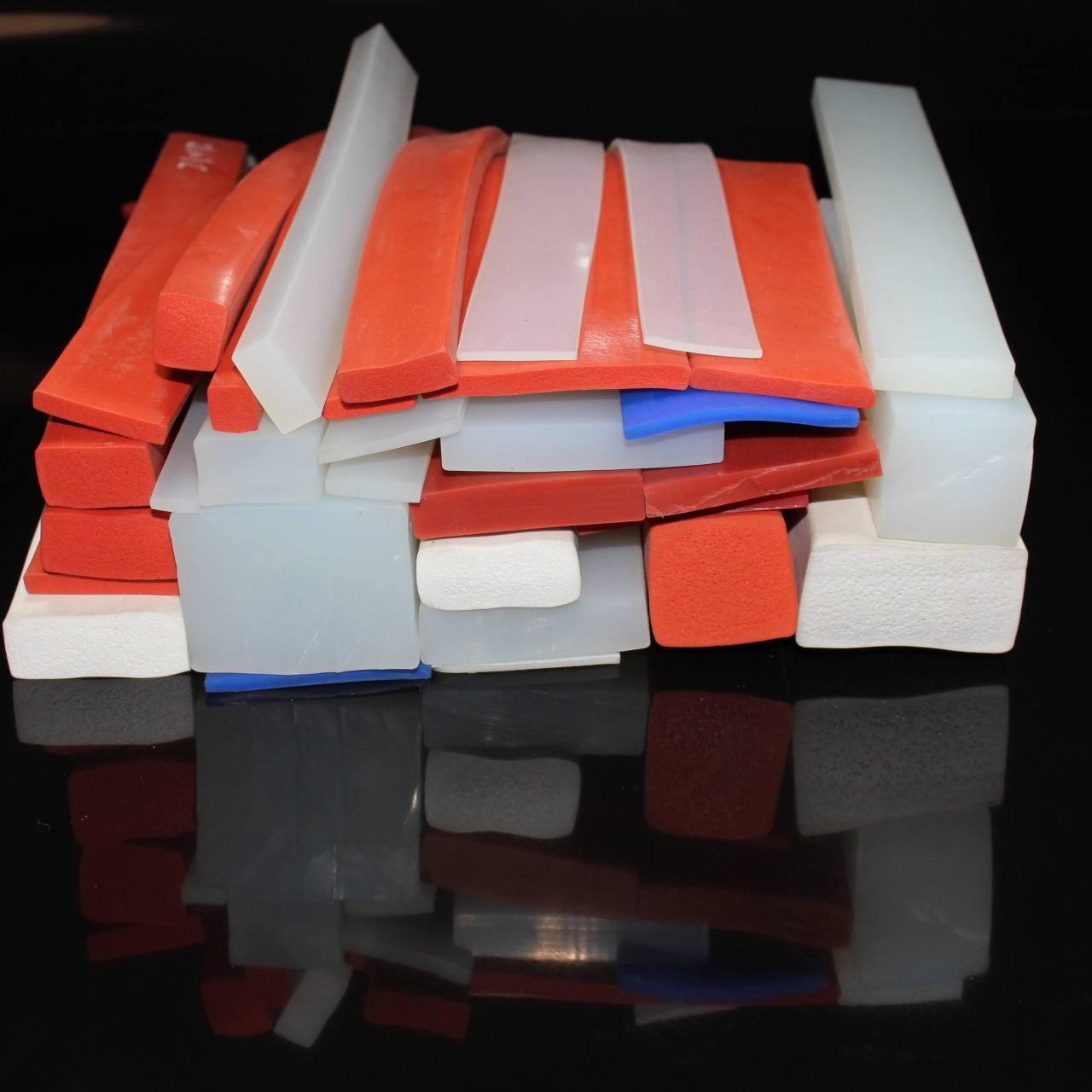 优质硅橡胶条 减震缓冲发泡密封条 实心耐高温烤箱硅胶密封条