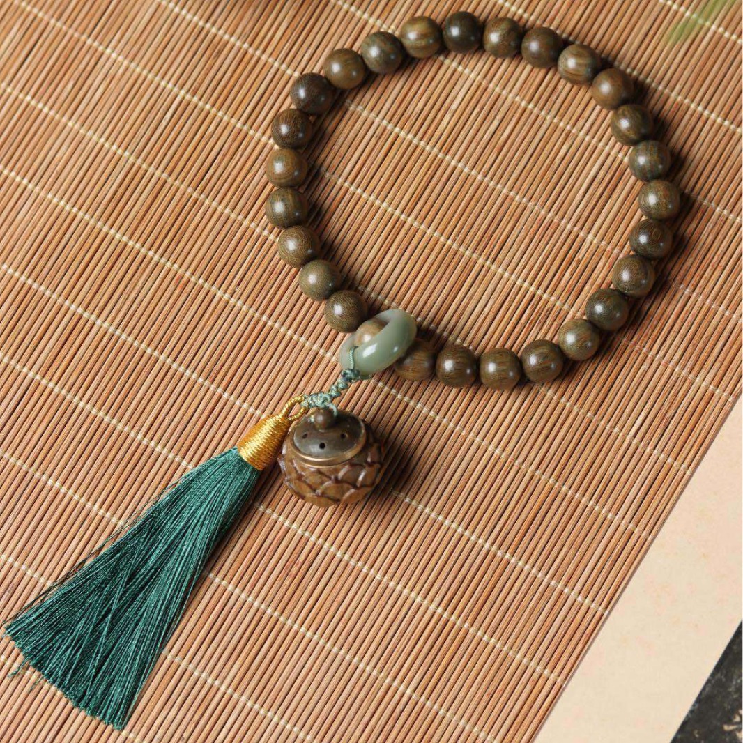 diy文玩檀香木串男老料装配饰品女士佛珠款莲花香囊绿雕刻手持念