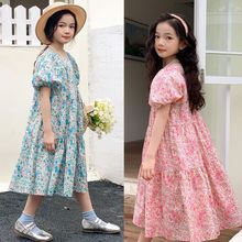 韩国女童碎花连衣裙夏季2024款中大童时髦泡泡袖度假旅游中长裙子