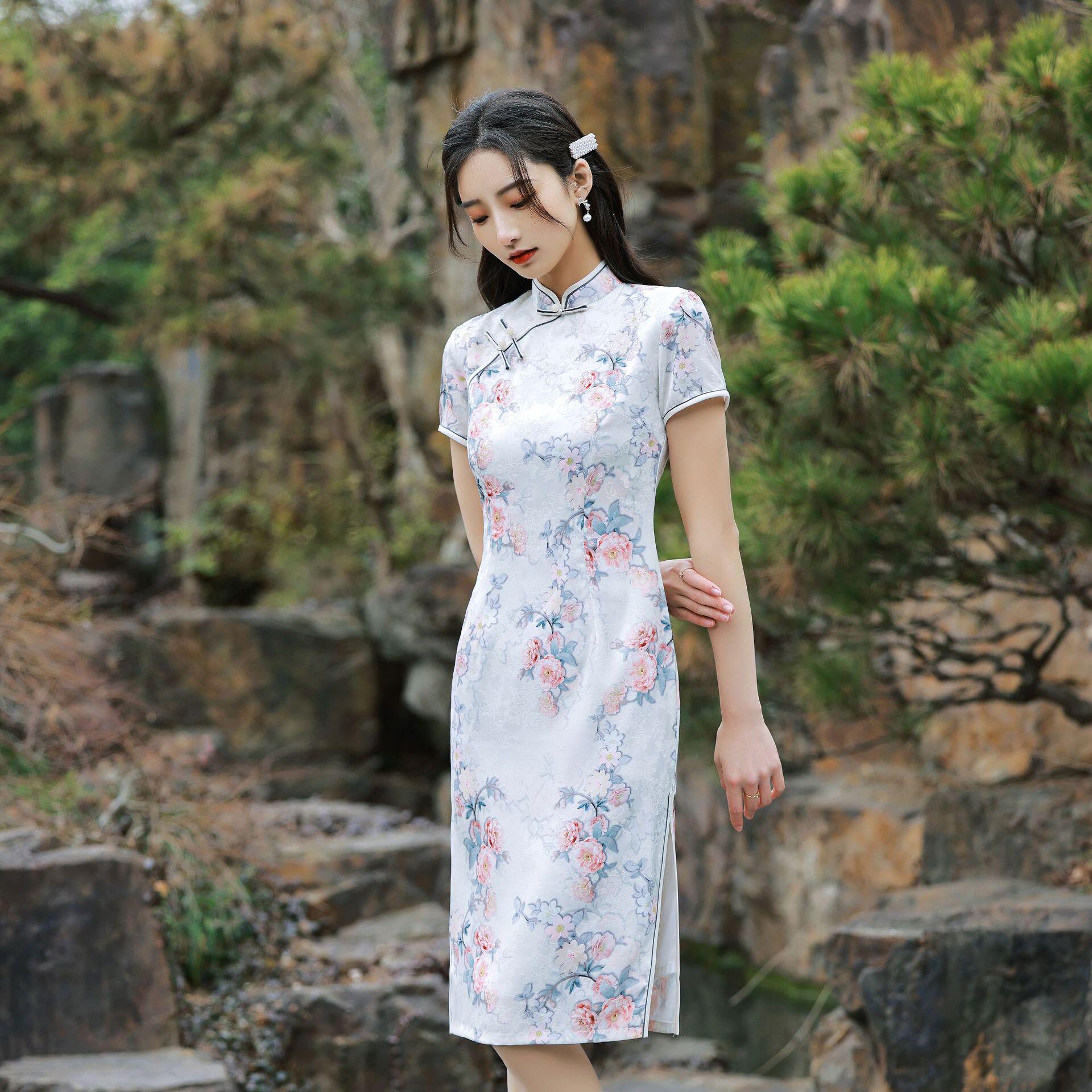 提花旗袍裙女高端2022年高级感新款古法改良民国风复古气质年轻款