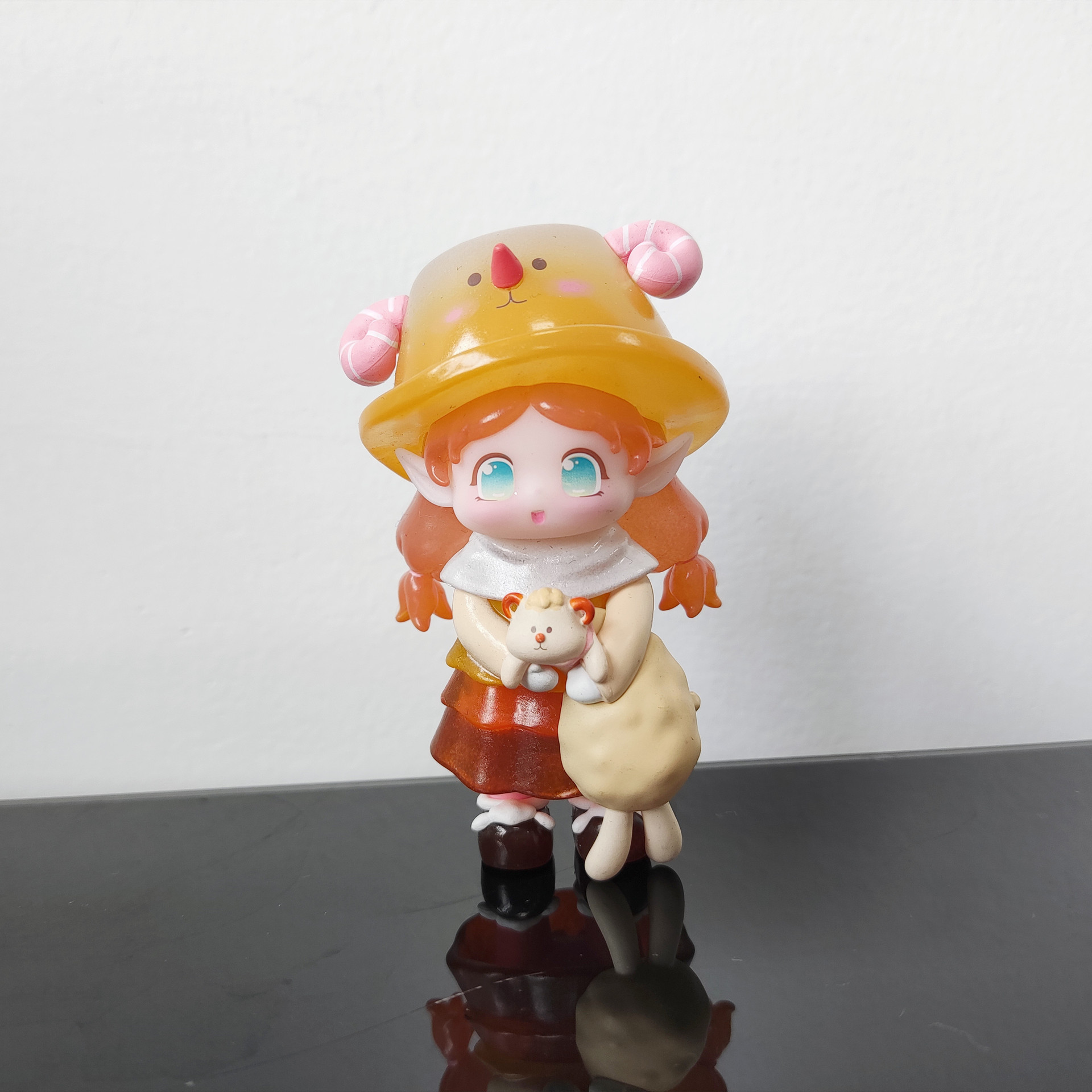 卡通树脂手办定制创意pvc注塑软胶搪胶公仔车载家居潮玩盲盒定制