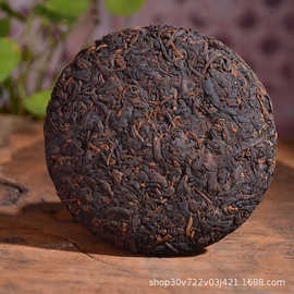 批发 云南普洱茶 熟茶饼 勐海熟茶金芽小饼  宫廷普洱茶叶