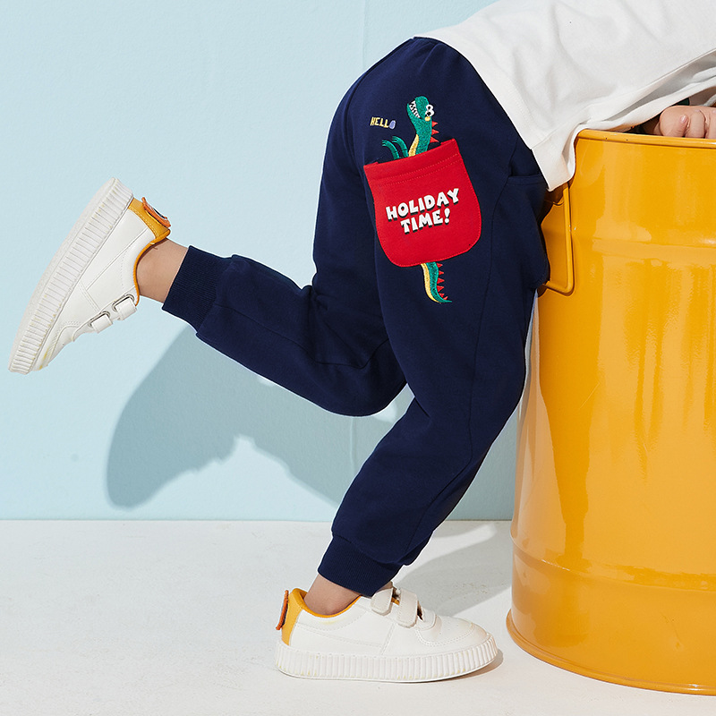 儿童裤子秋装新款男童休闲裤中小童男孩运动裤童裤度假恐龙裤子