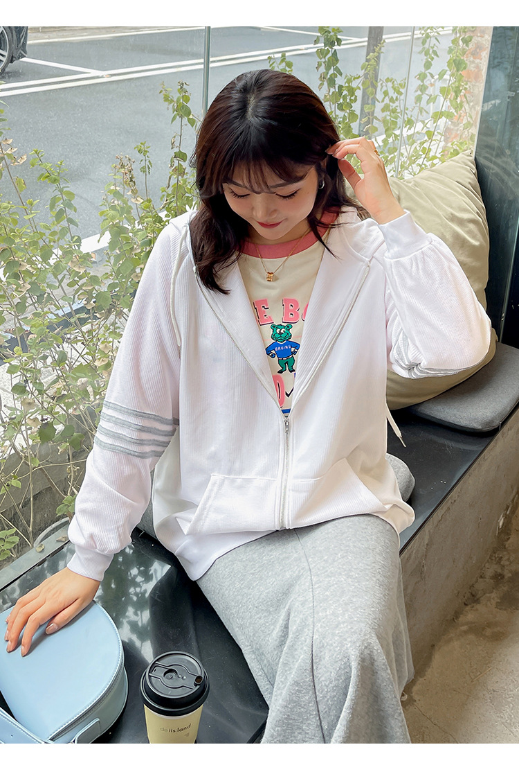 2021秋季新款大码女装200斤胖mm显瘦大码休闲连帽运动外套320827