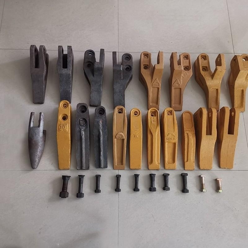 临工龙工厦工徐工30 50铲车斗齿 装载机耐磨铲尖中齿合金钢铲齿