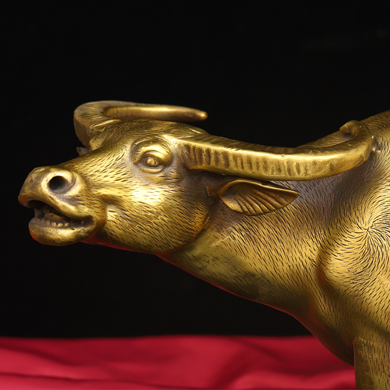 黄铜水牛铜牛摆件 生肖牛 牛气冲天 家居办公室装饰工艺品
