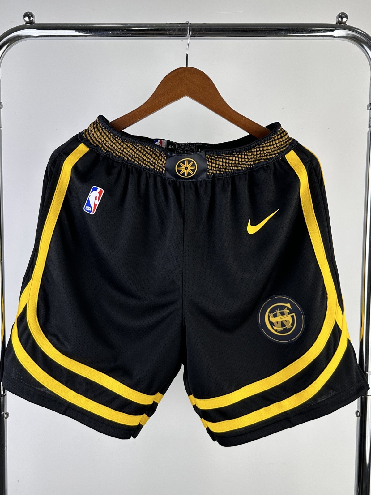 24赛季 勇士队 城市版透气速干篮球裤运动休闲五分裤 nba球裤