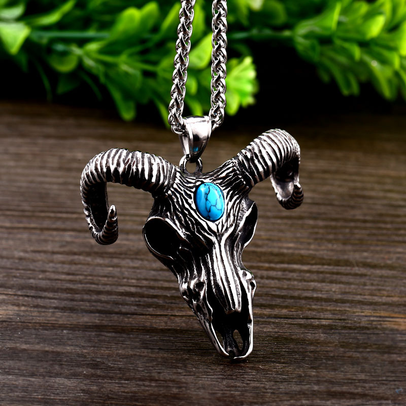 钢铁战士男士不锈钢饰品批发 骷髅牛头镶绿松石吊坠 创意钛钢挂件