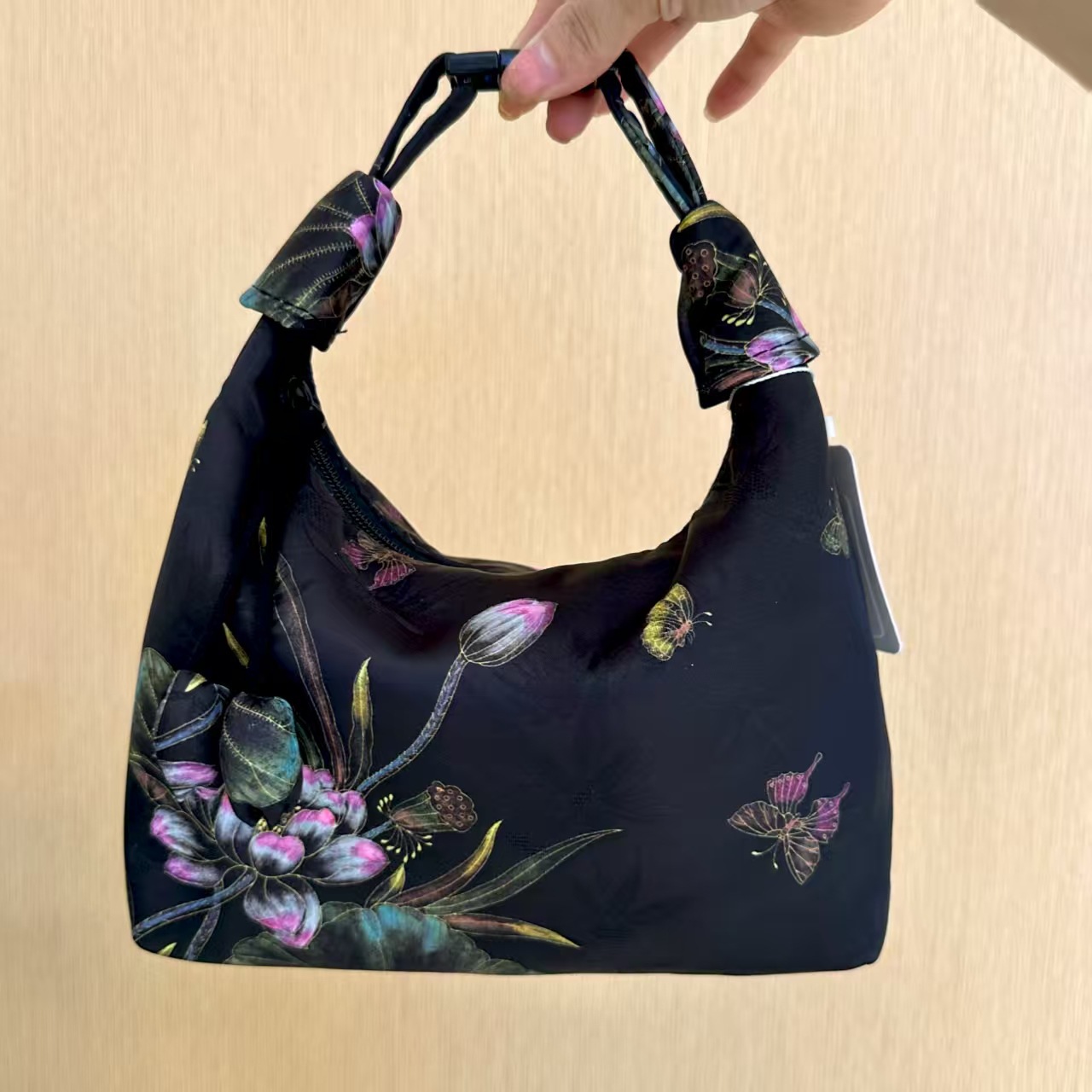 新中式香云纱月牙包斜挎包中国风复古抽绳百搭装饰手提包