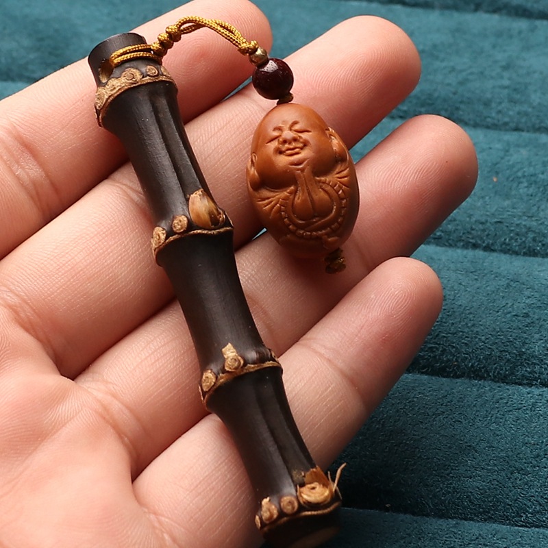 紫竹根手把件文玩实心竹吊坠橄榄核雕刻一心沙弥鸡血藤可爱单籽男