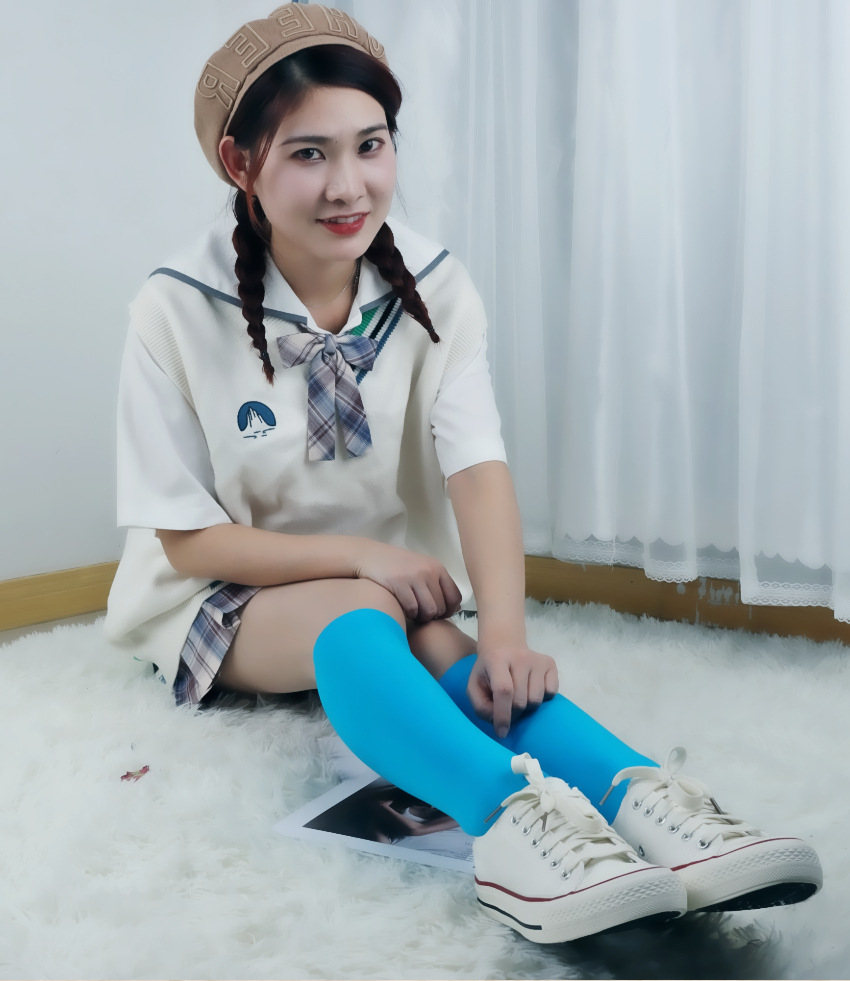 jk天鹅绒丝袜彩色高弹力中筒袜日系中厚学生袜小腿袜批发一件代发