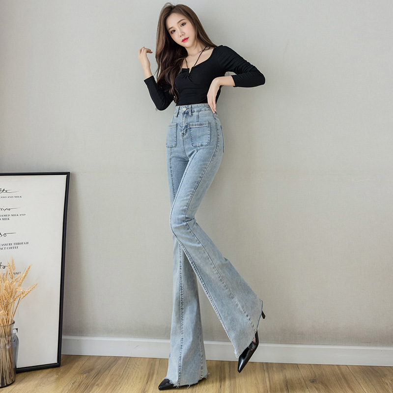 浅色微喇牛仔裤女2021年秋季新款显瘦网红长裤子弹力高腰喇叭裤女