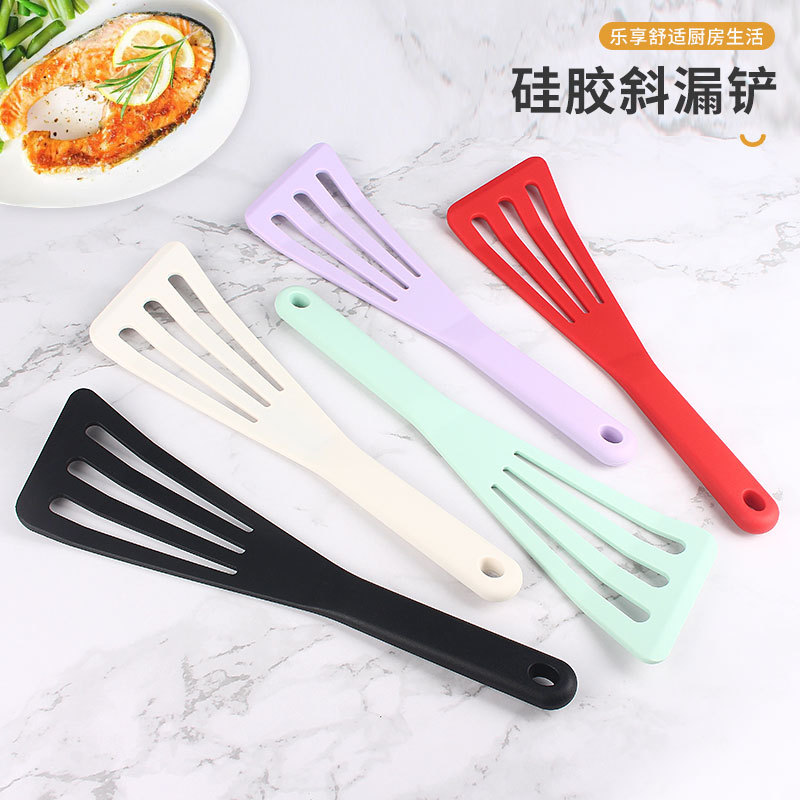 Silicone Kitchenware Silicone Spatula Oblique Slotted Turner Non-Stick Pan Dedicated Spatula Fried Steak Shovel for Frying Fish Pancake Shovel