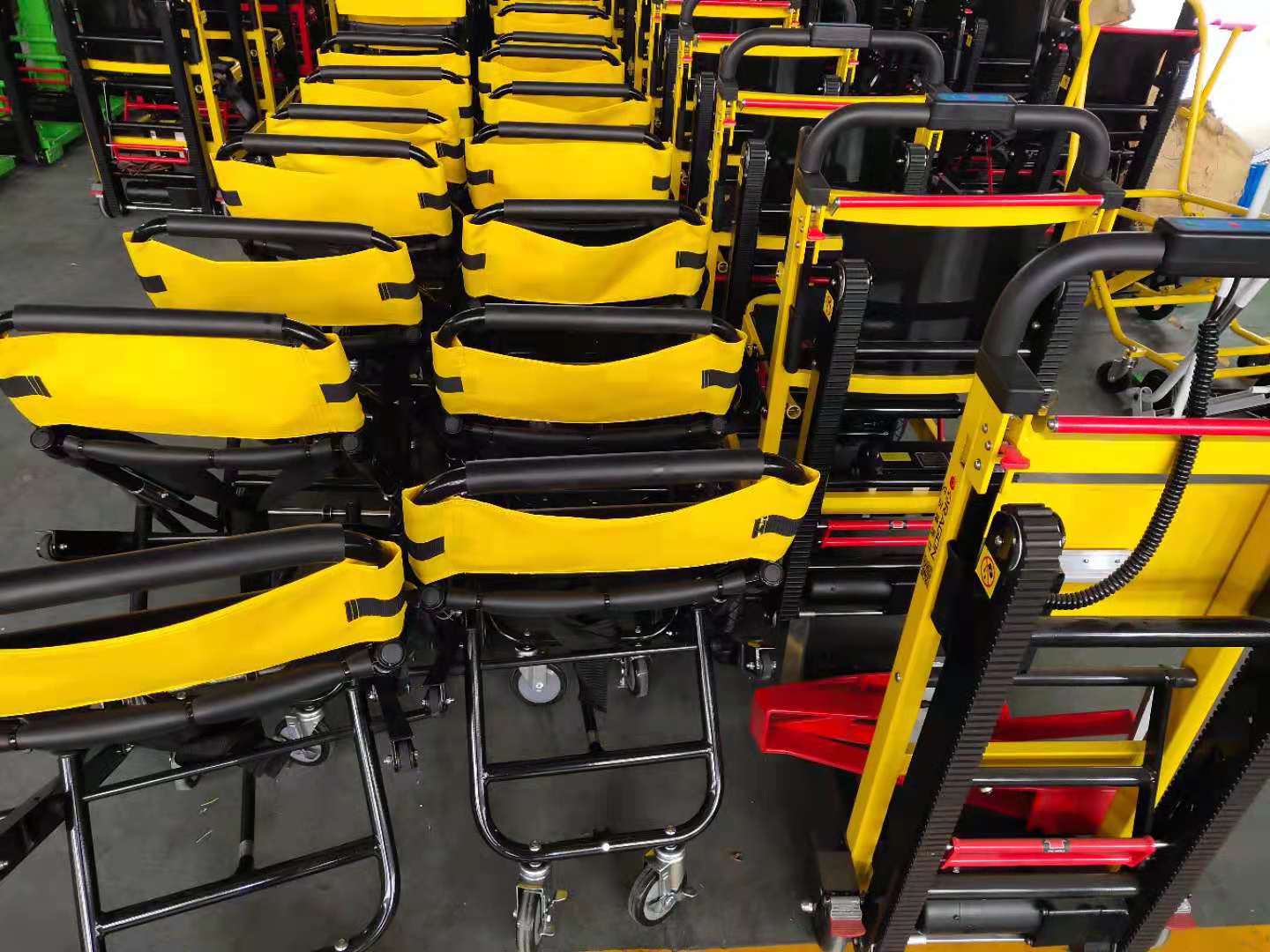 紧急救援楼梯担架 楼道疏散专用铝合金转移椅 履带式楼梯疏散椅