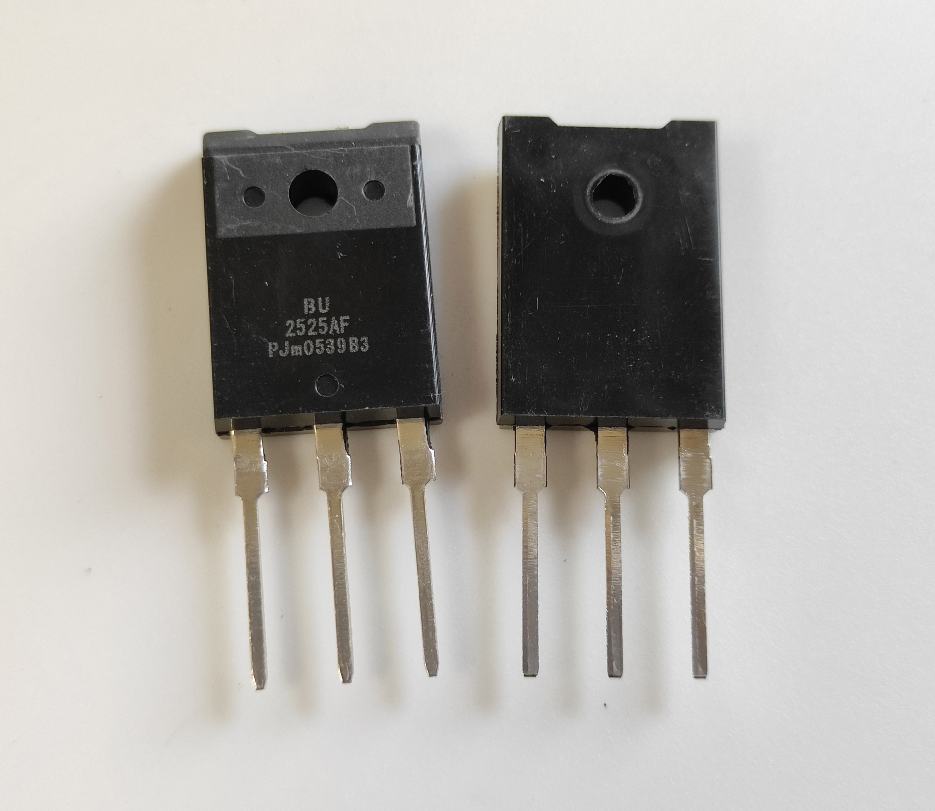 bu2525a to-3p 硅npn功率晶体管三极管