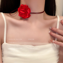 布艺玫瑰花朵颈链2023年新款时尚轻奢设计感个性项链气质颈带女