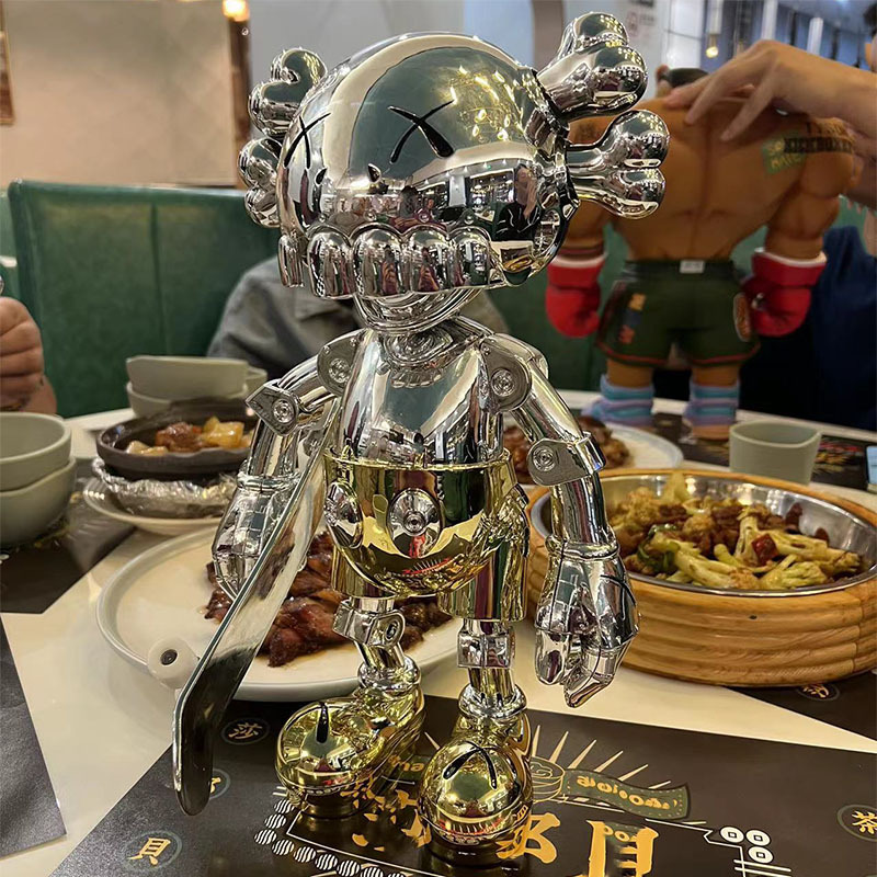 mand kaws空山基联名限量公仔潮玩摆件金属手办模型周边节日礼物