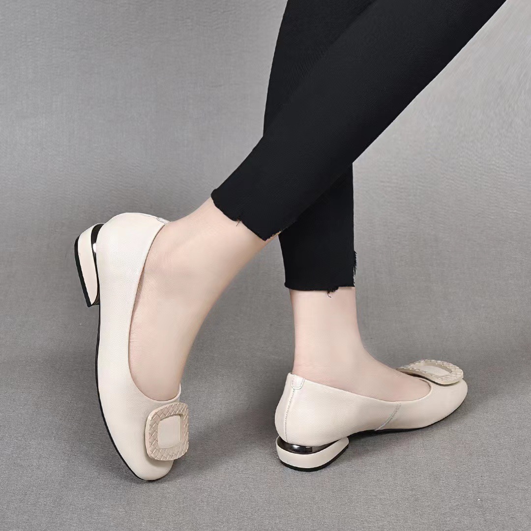 Women's Chunky Heel Pumps 2023 Summer New Square Head Leather Low-Cut Slip-on Gommino Soft Bottom Soft Surface Comfortable