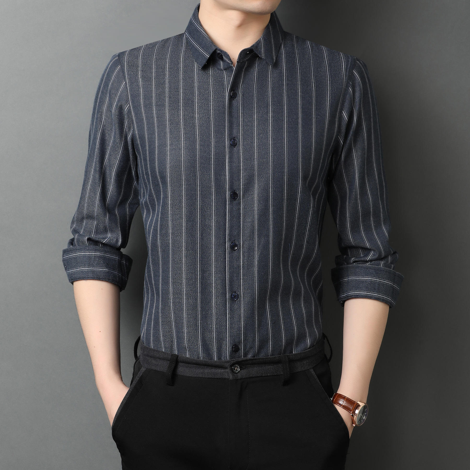 2021秋冬男式加绒衬衫新款中青年休闲长袖翻领商务竖条衬衣批代发