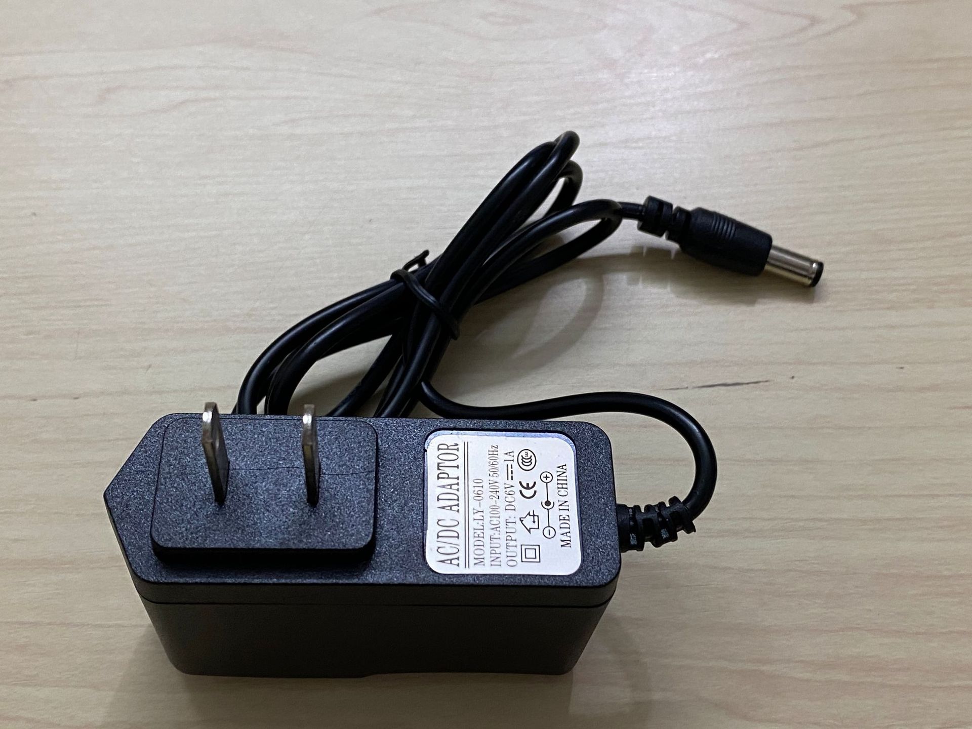 6v电源ac/dc adaptor电源适配器 6v变压器 6v 1a 稳压电源