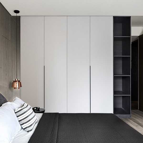 全屋定 制卧室衣柜衣帽间轻奢现代简约白色平开门烤漆柜门定 做