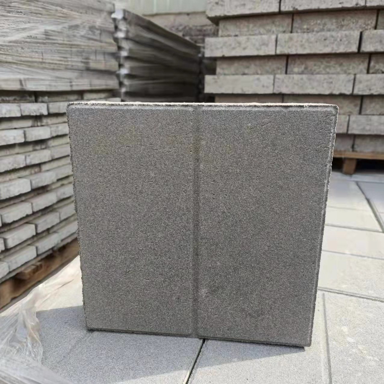 250x250一字型水泥方砖 高强度耐磨防滑市政道路一字型水泥方砖