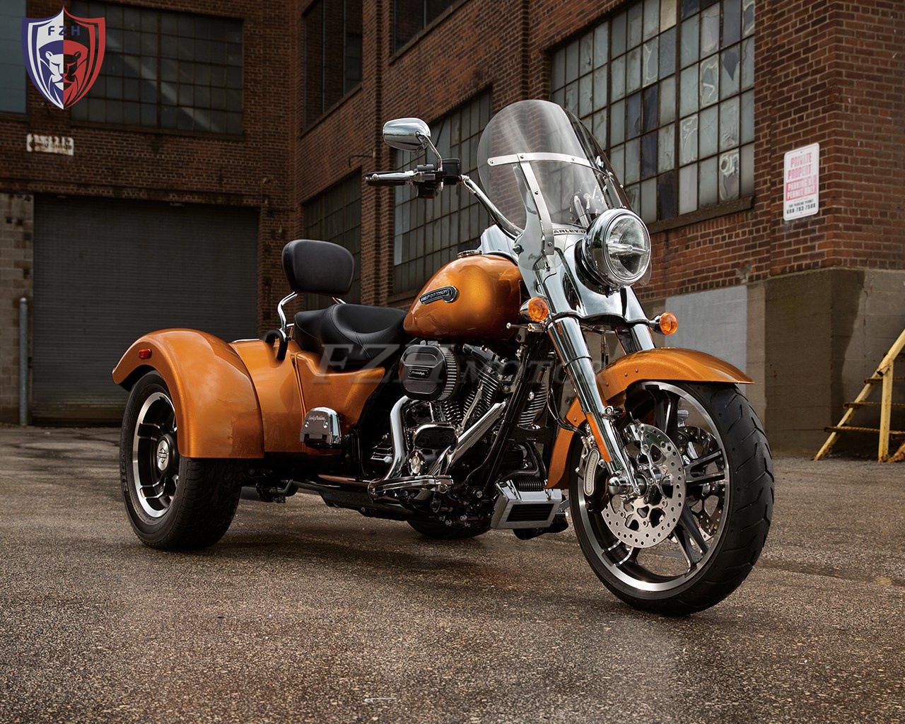 摩托车大边箱力帆v16边箱支架4哈雷改装件专用防撞支架后边箱支架