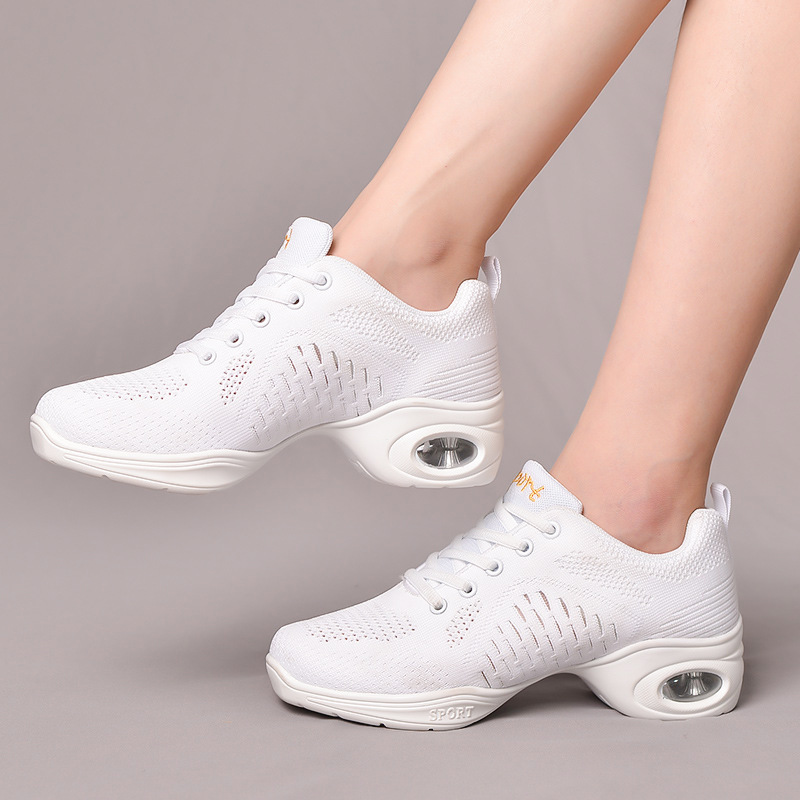 新款夏舞鞋女外穿中跟软底跳舞鞋女广场舞水兵爵士鞋增高舞蹈鞋子