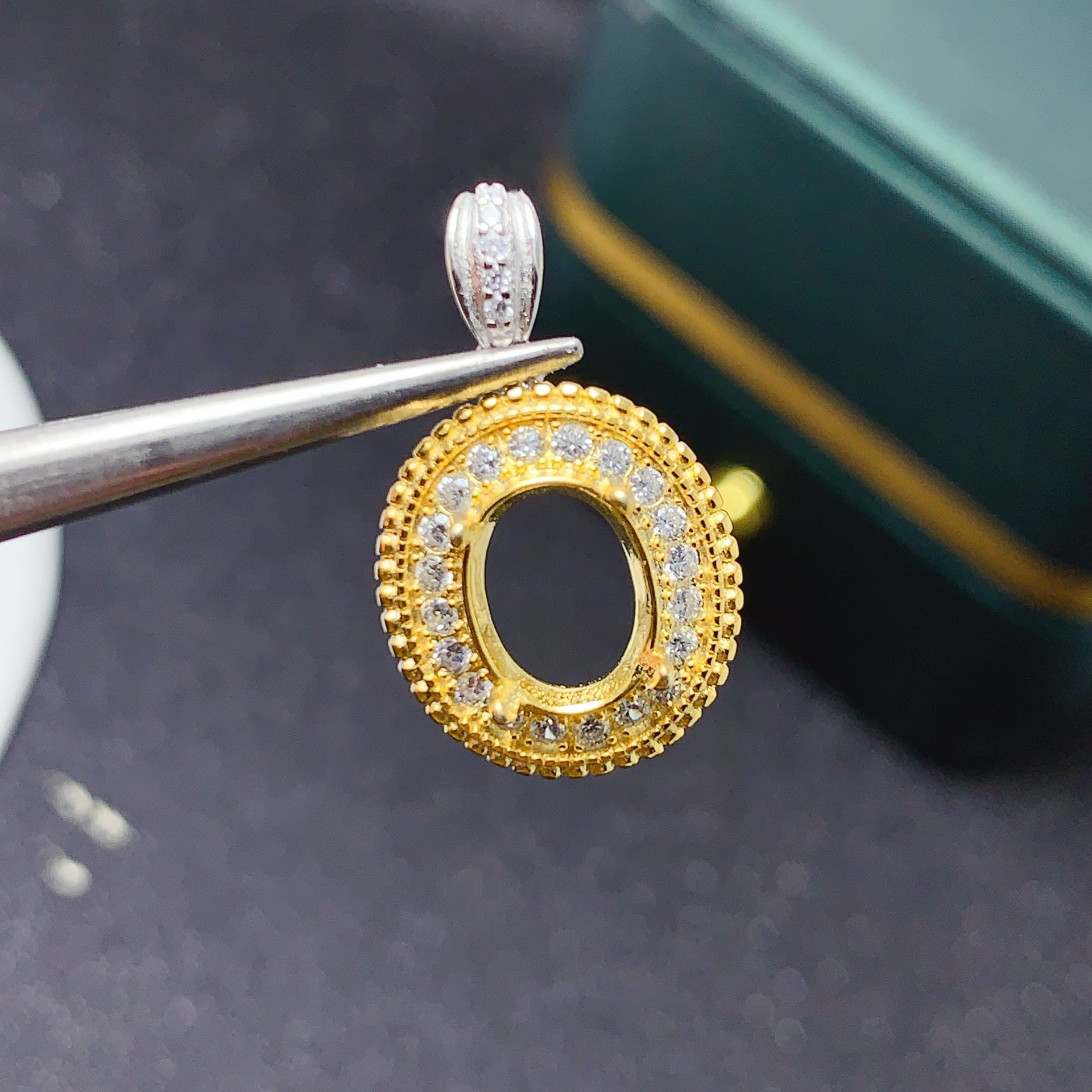 坤爱珠宝s925银电镀18k双色未镶嵌宝石吊坠空托7*9mm可来石代镶嵌