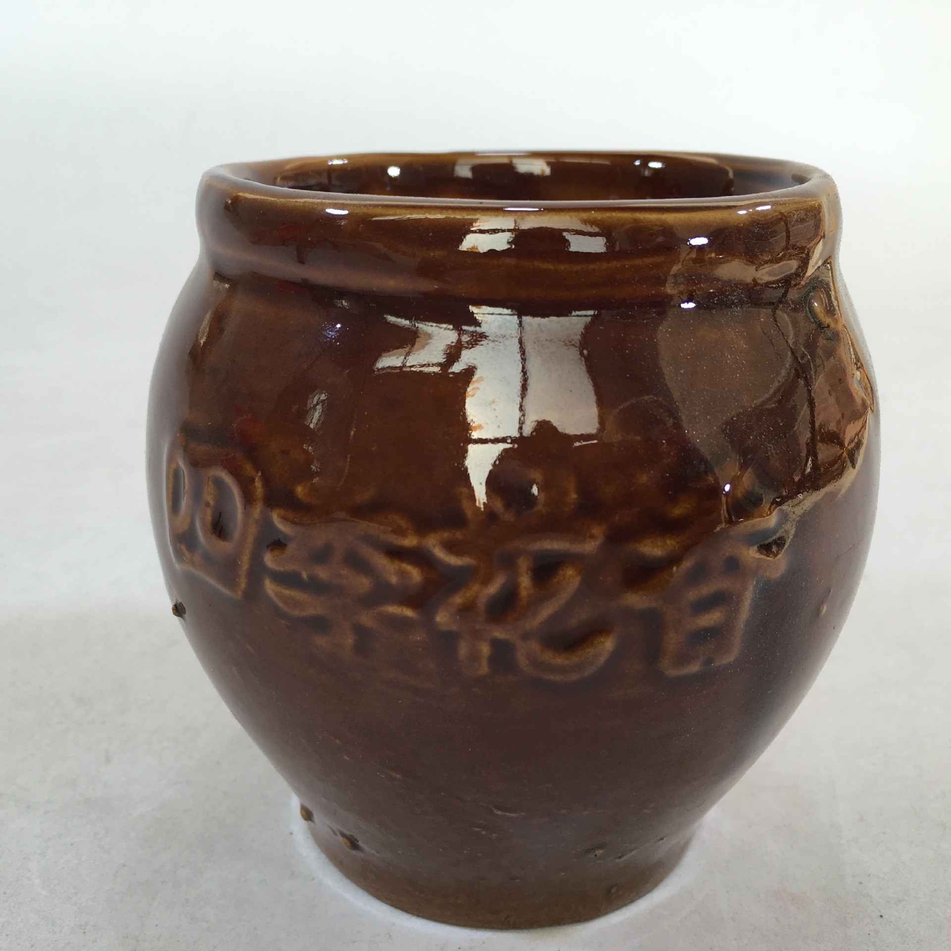 2元四季捣蒜罐缸 蒜臼 蒜缸陶瓷加厚 临沂日用百货两元店批发货源