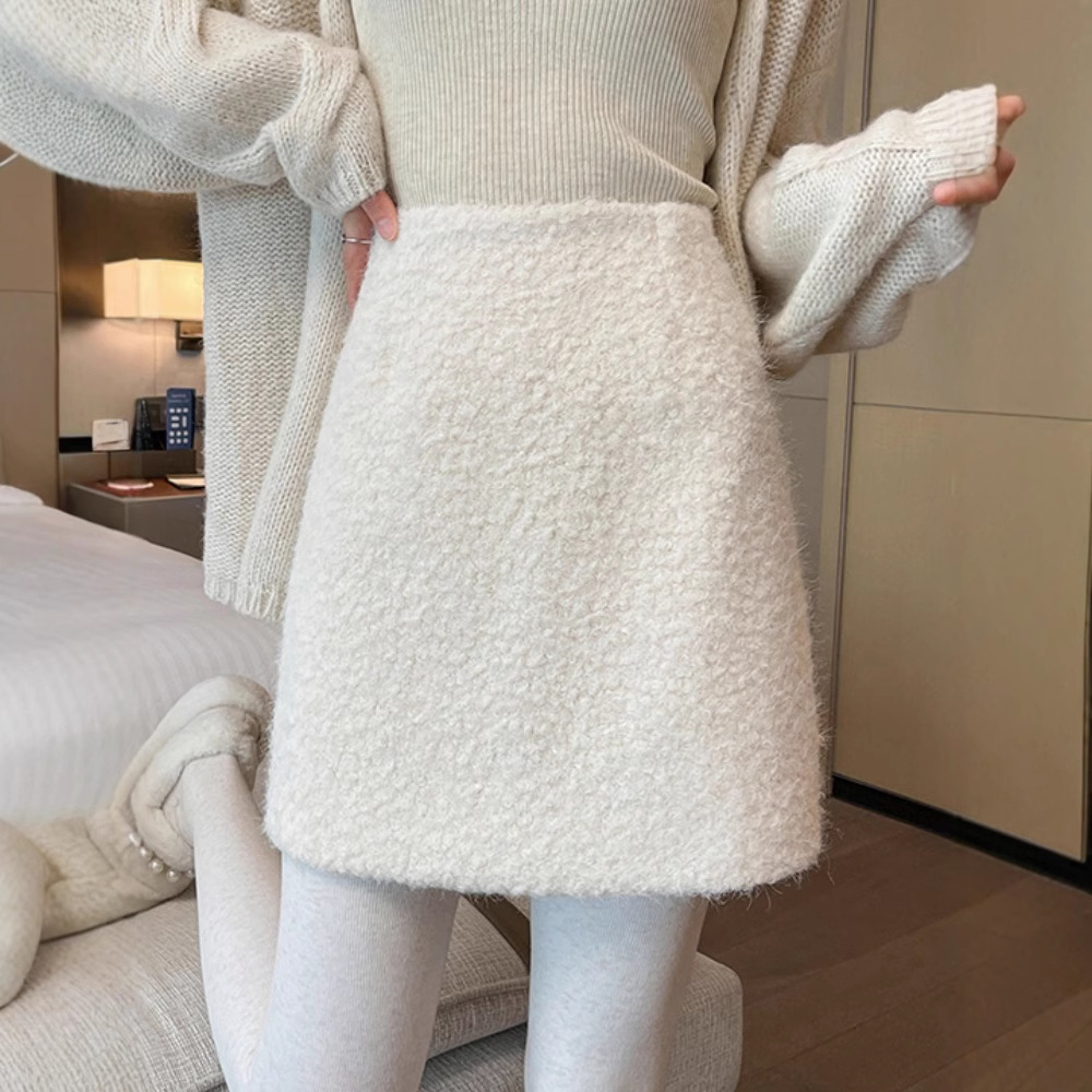 加厚羊绒呢子半身裙女秋冬季高腰显瘦a字裙小个子包臀白色短裙子