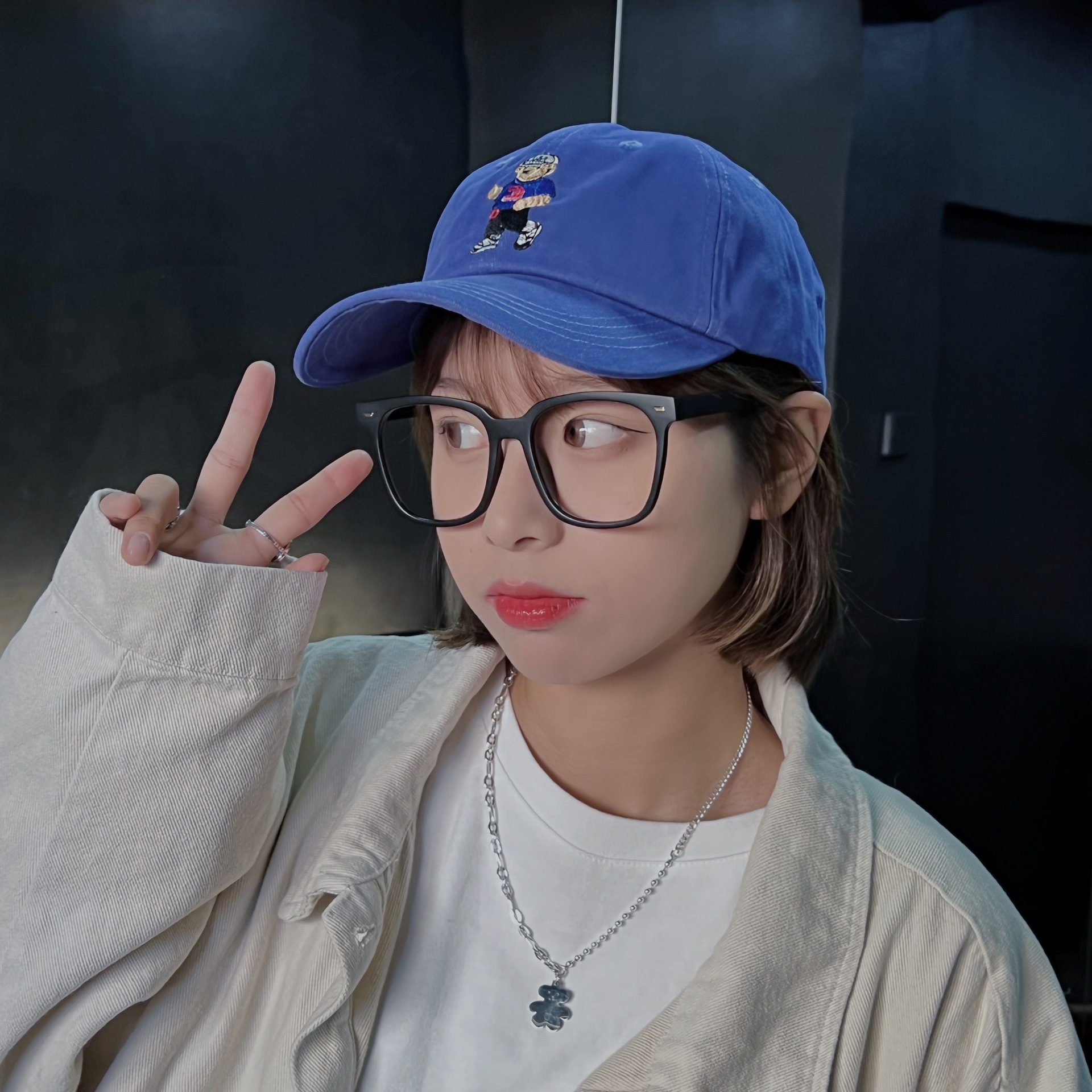 韩国潮牌可爱小熊刺绣软顶鸭舌帽子女韩版情侣学生百搭遮阳棒球帽