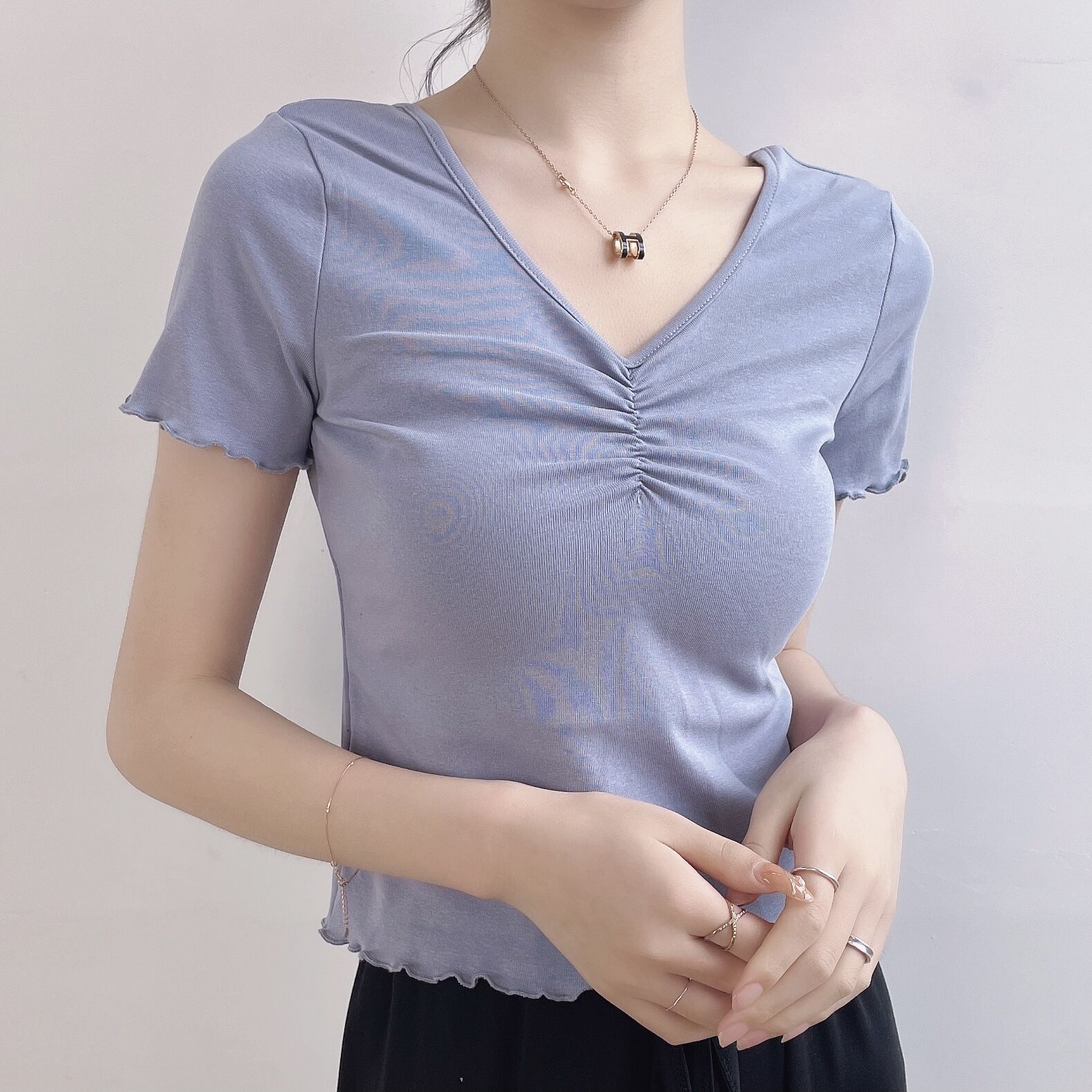 韩版木耳边胸前褶皱短袖t恤