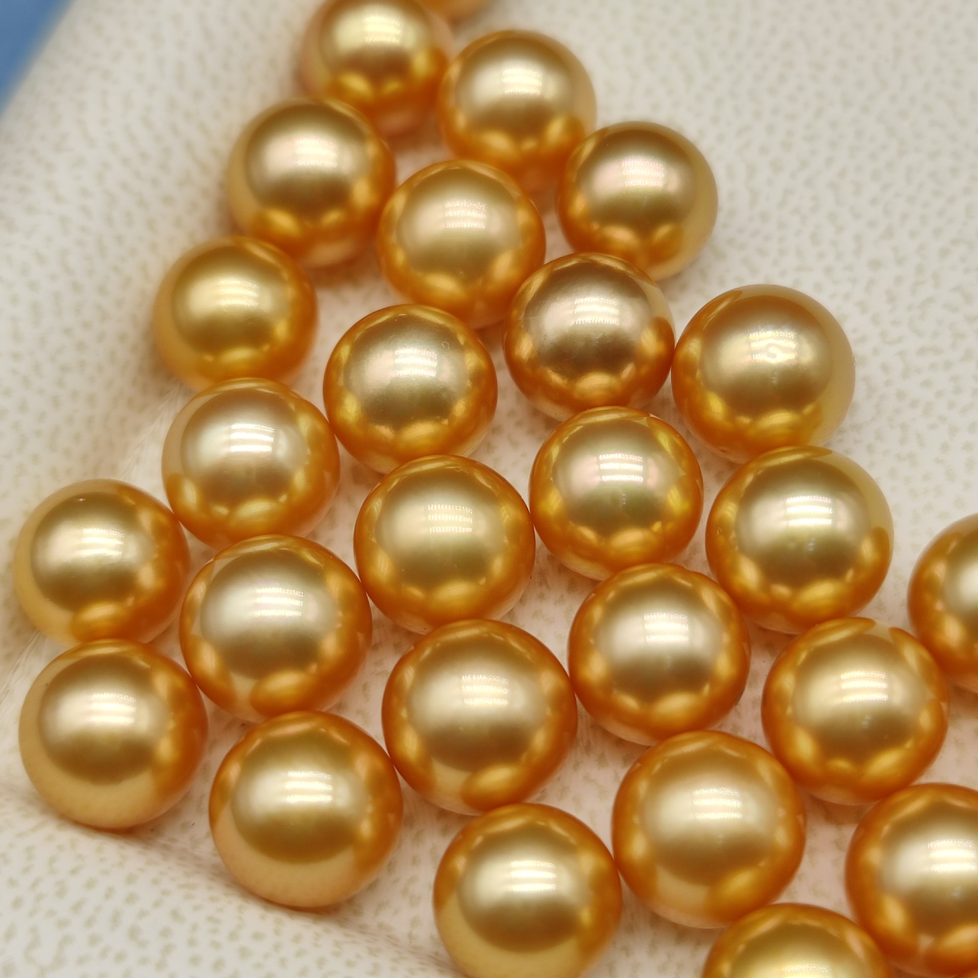 9-10mm海水珍珠菲律宾南洋金珠浓金色 aaaa正圆亮光无暇