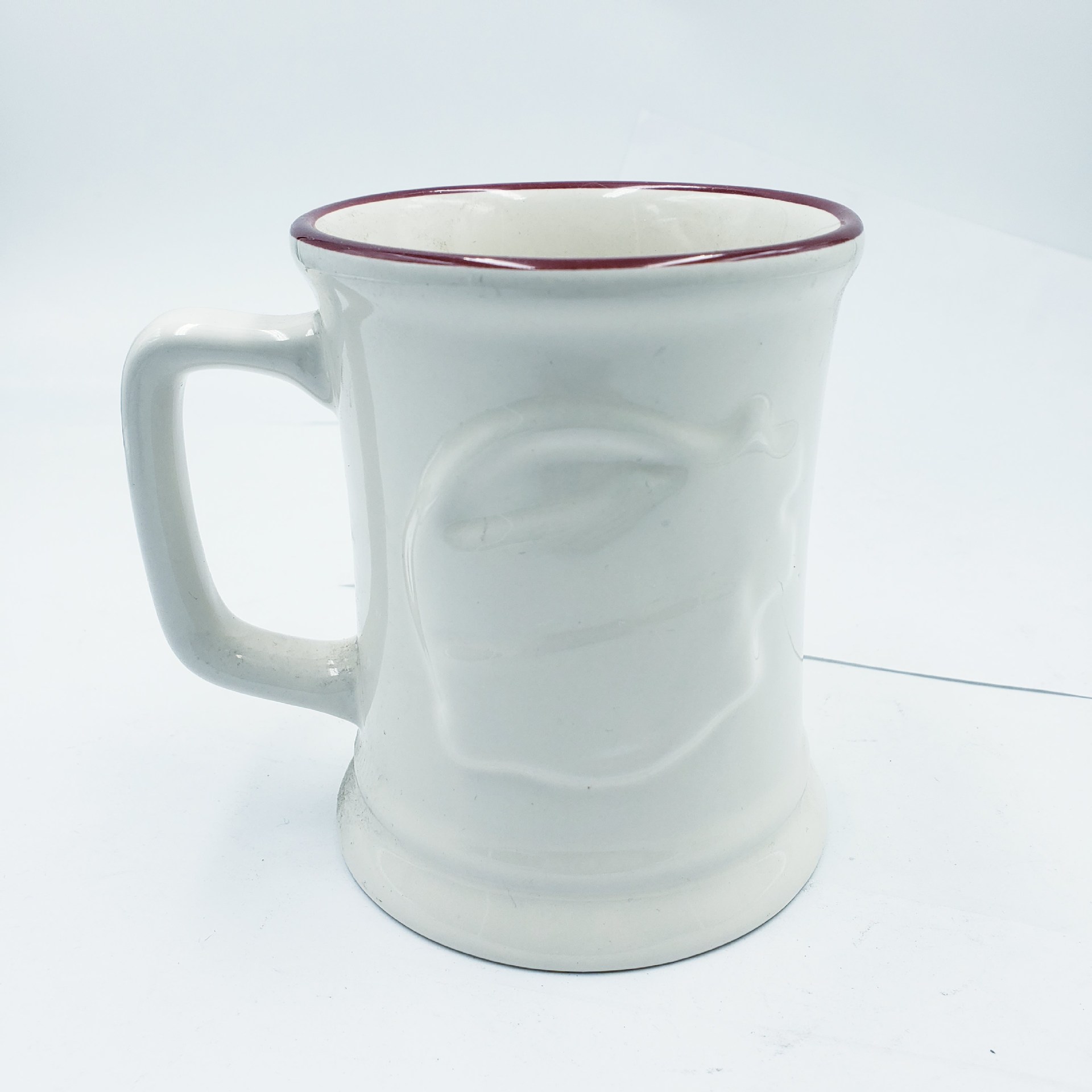 厂家供应异型陶瓷啤酒杯 立体浮雕马克杯定制logo 企业节日礼品