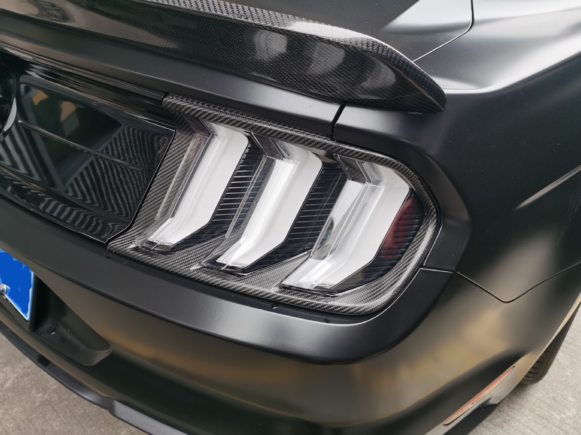 适用于18-21款福特野马mustang碳纤维后尾灯外罩框壳 尾灯装饰盖