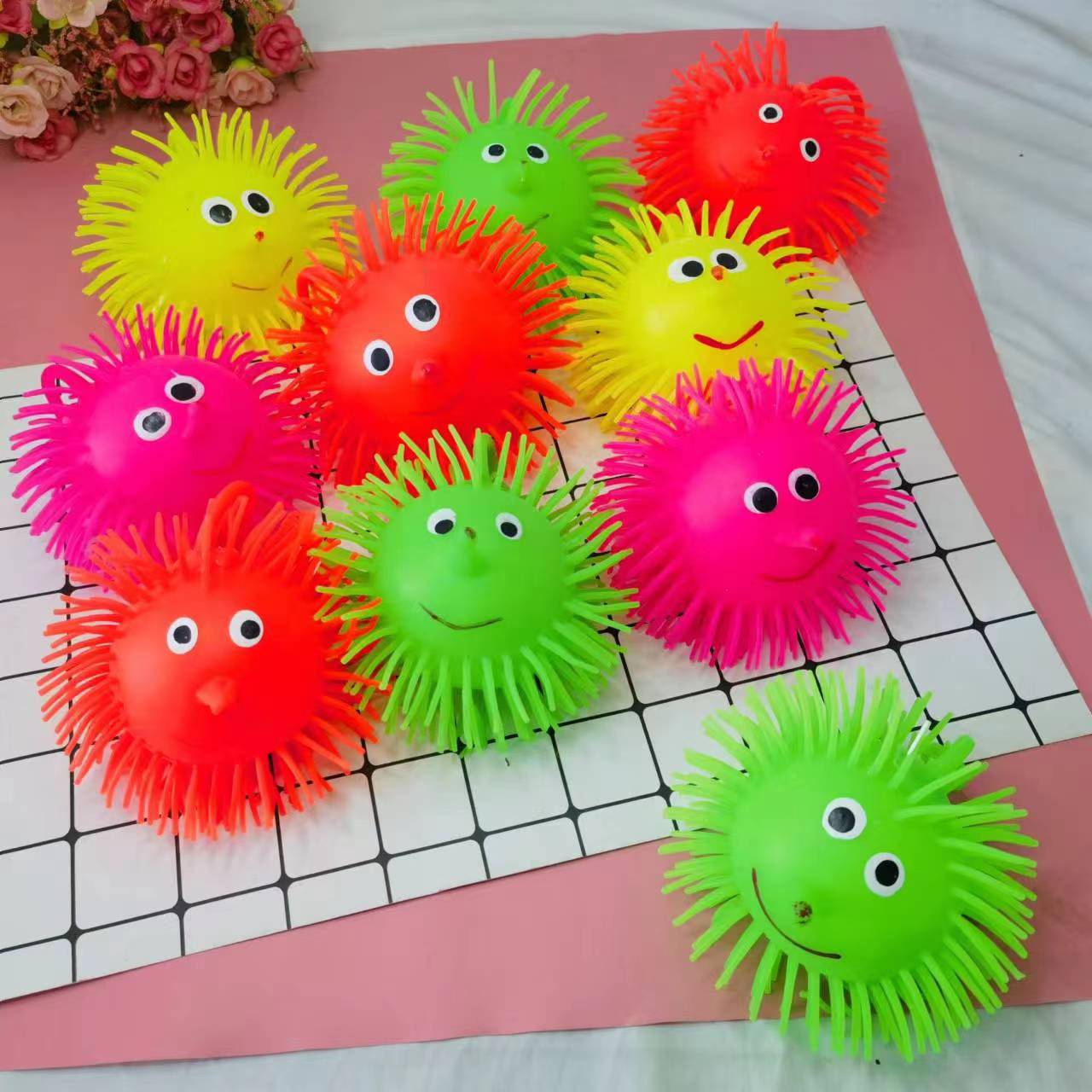 55G Luminous Hairy Ball Luminous Elastic Hairy Ball Luminous Hairy Ball Thorn Ball Colorful Flash Hairy Ball