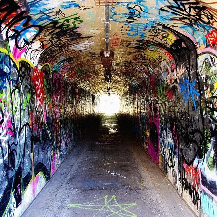 延伸嘻哈风立体壁画街头涂鸦餐厅工业风墙纸复古酒吧网吧ktv壁纸