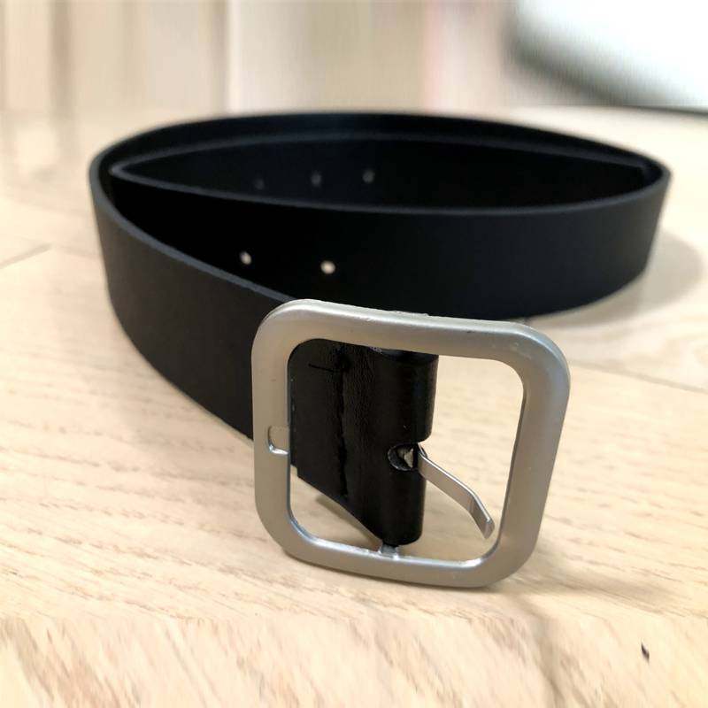 实拍实价 网红小细黑色女士皮带百搭装饰裤腰带裤带ins风时尚