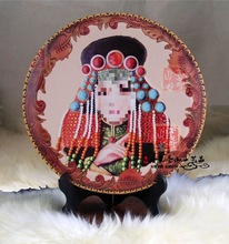 内蒙古特色工艺品圆形摆台皮画桌面摆件蒙古包民族元素装饰礼品画